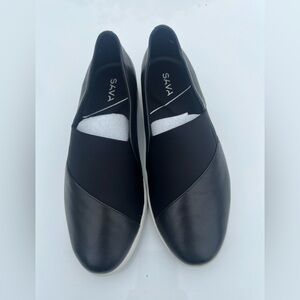 SAVA Black Slip-On Casual Sneakers